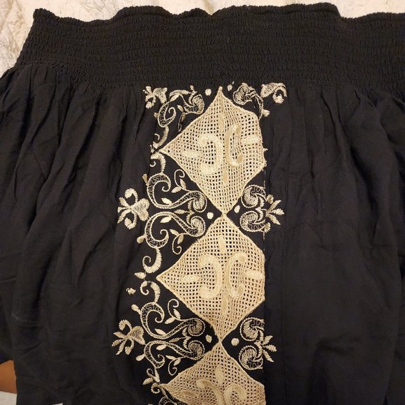 Lucky Black & Tan Embroidered Skirt Size XL - Picture 4 of 6